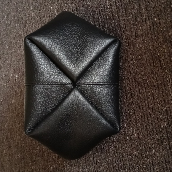 🆕️ 🖤Mansur Gavriel🖤 - Black Tulipano Compact Crossbody Bag - Picture 7 of 11